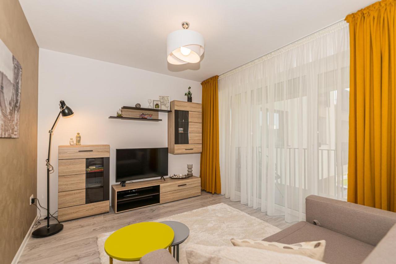 Rentforcomfort Apartment Ella 2 Брашов Екстериор снимка