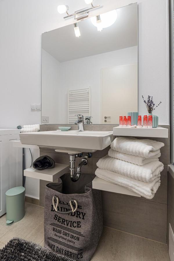 Rentforcomfort Apartment Ella 2 Брашов Екстериор снимка